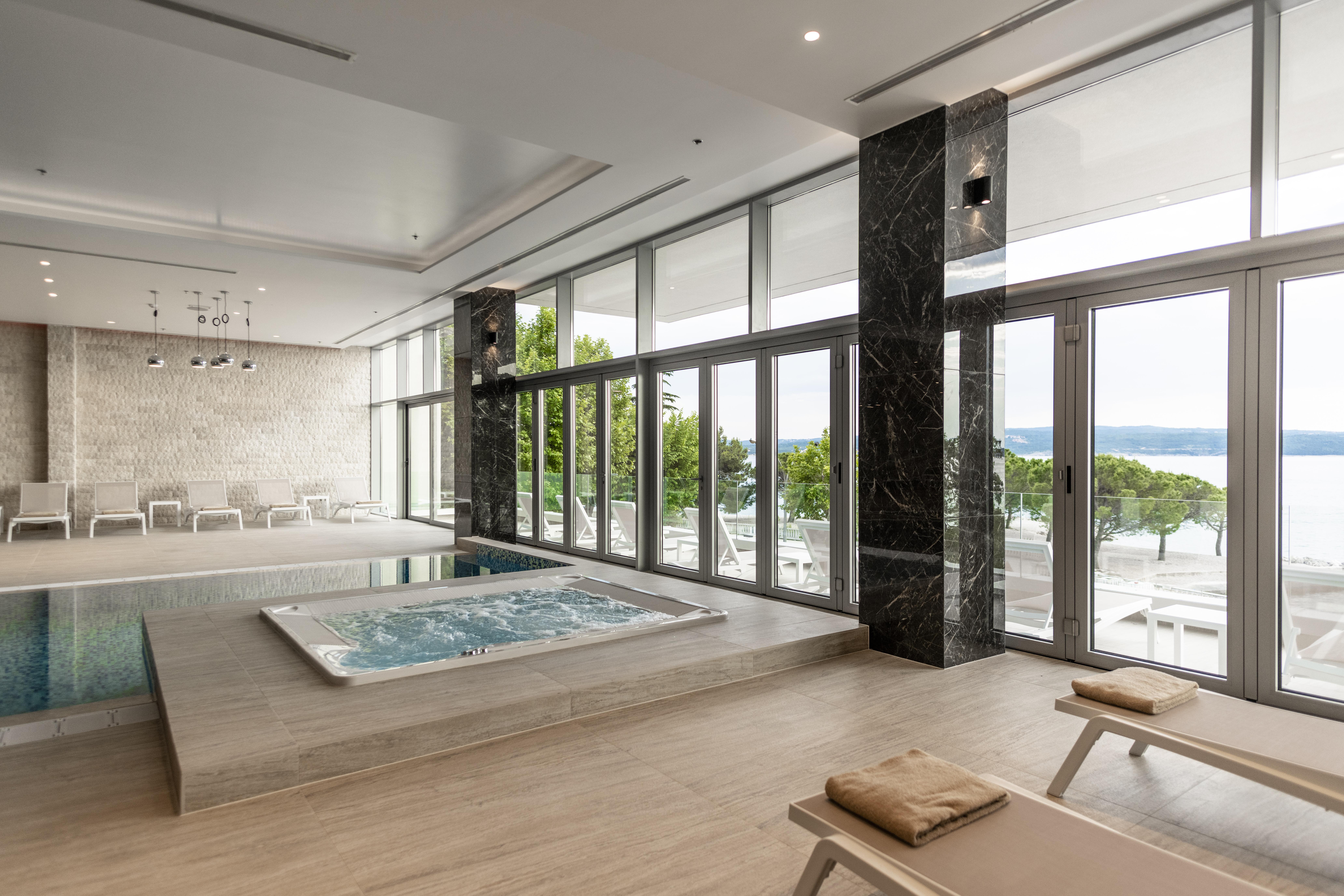 Hotel Miramare Цриквеница Экстерьер фото Spa